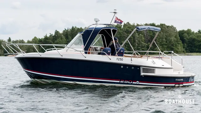 Nimbus 250 Nova R