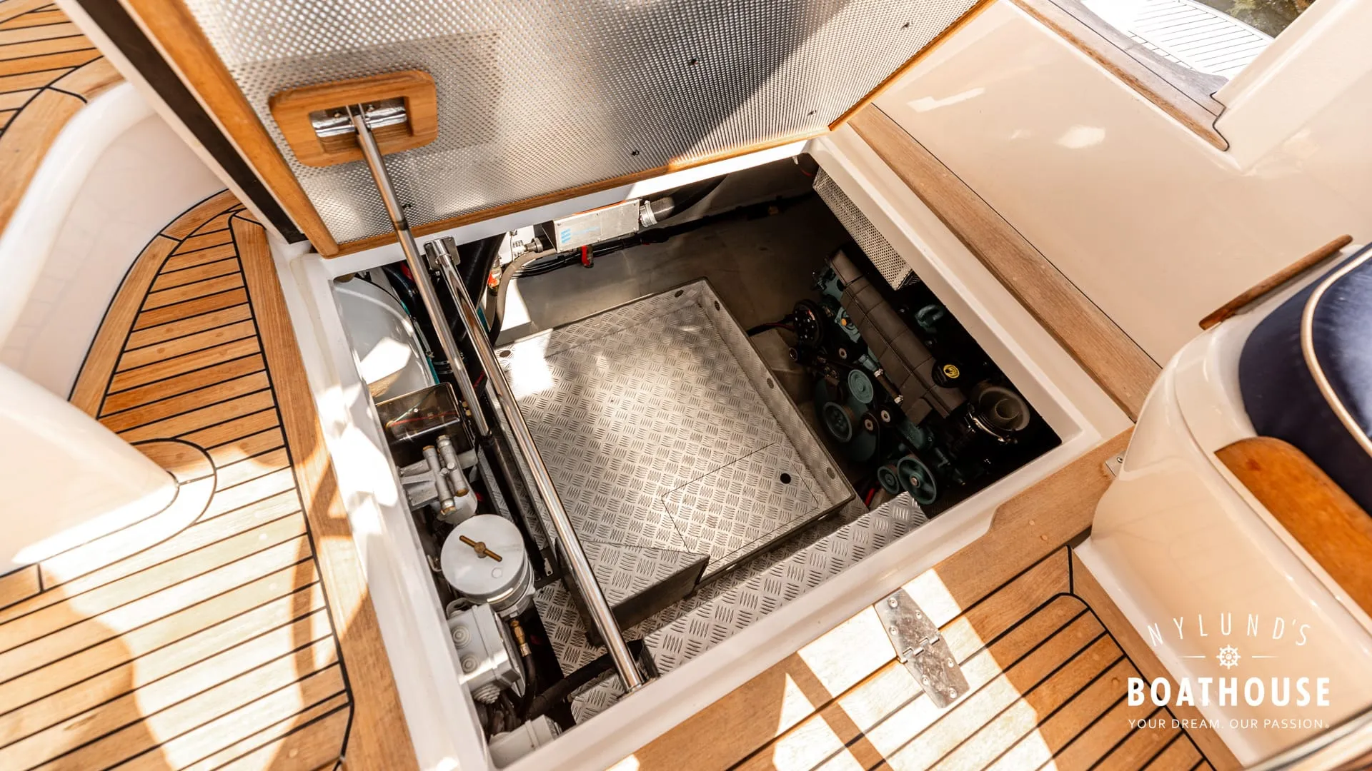 Nord West 420 Flybridge - Image 26
