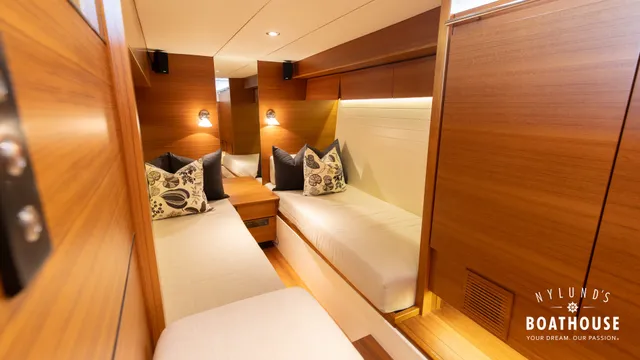 Delta  54 IPS Carbon