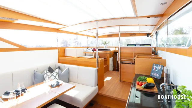 Delta  54 IPS Carbon