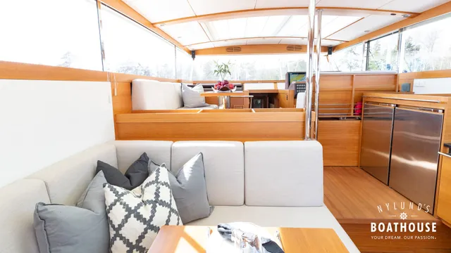 Delta  54 IPS Carbon