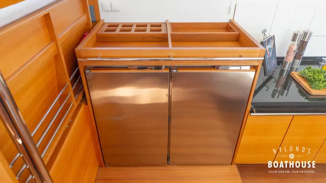 Delta  54 IPS Carbon