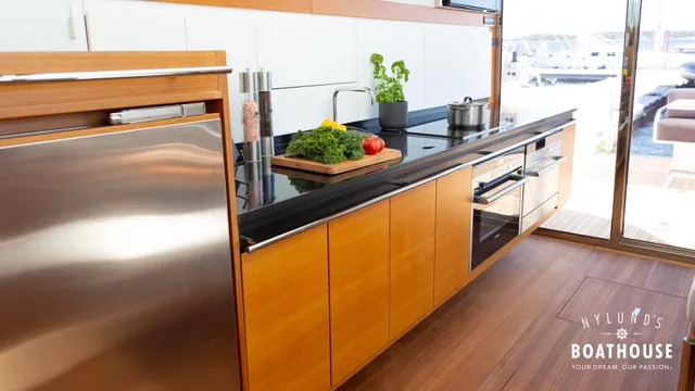 Delta  54 IPS Carbon