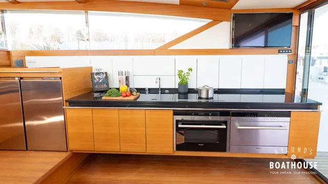 Delta  54 IPS Carbon