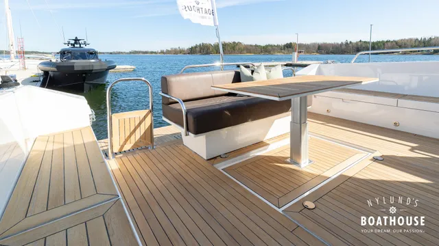 Delta  54 IPS Carbon