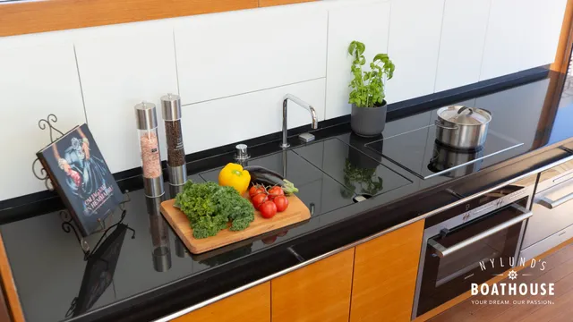 Delta  54 IPS Carbon