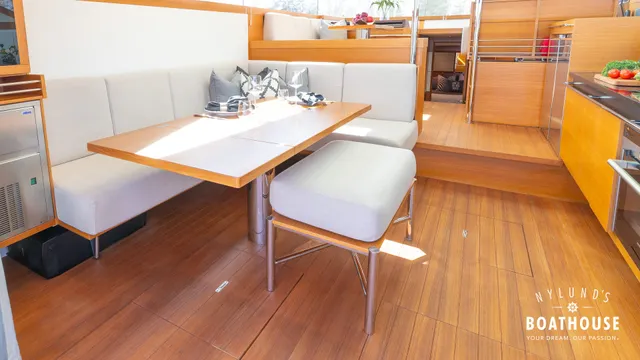 Delta  54 IPS Carbon