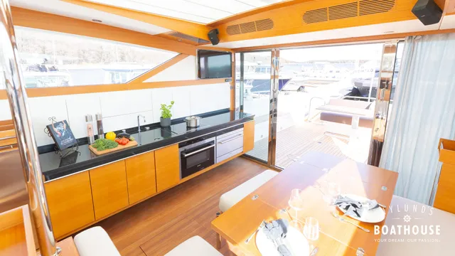 Delta  54 IPS Carbon