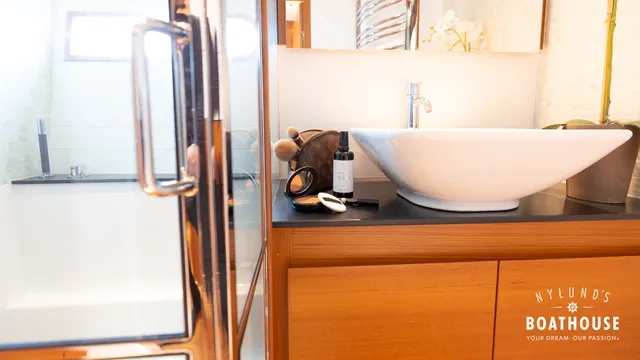 Delta  54 IPS Carbon