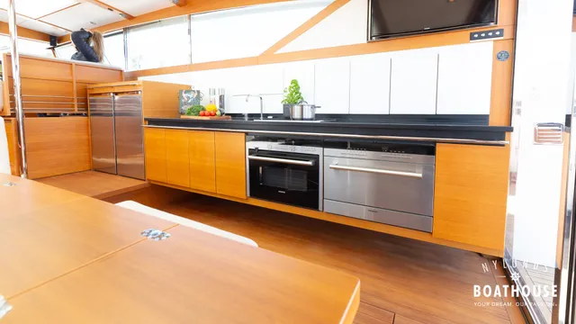 Delta  54 IPS Carbon