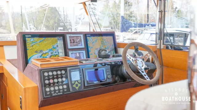 Delta  54 IPS Carbon