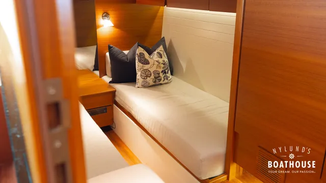 Delta  54 IPS Carbon