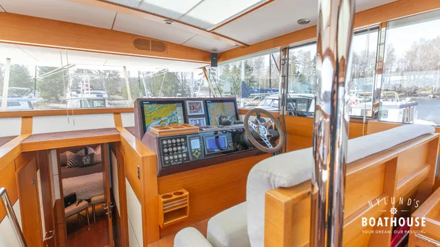 Delta  54 IPS Carbon