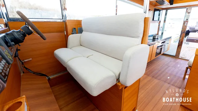 Delta  54 IPS Carbon