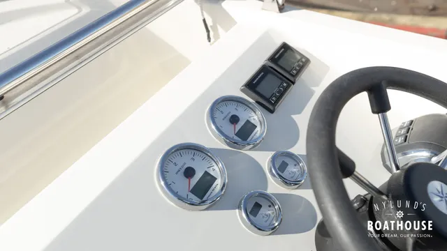 Targa 32 Fly