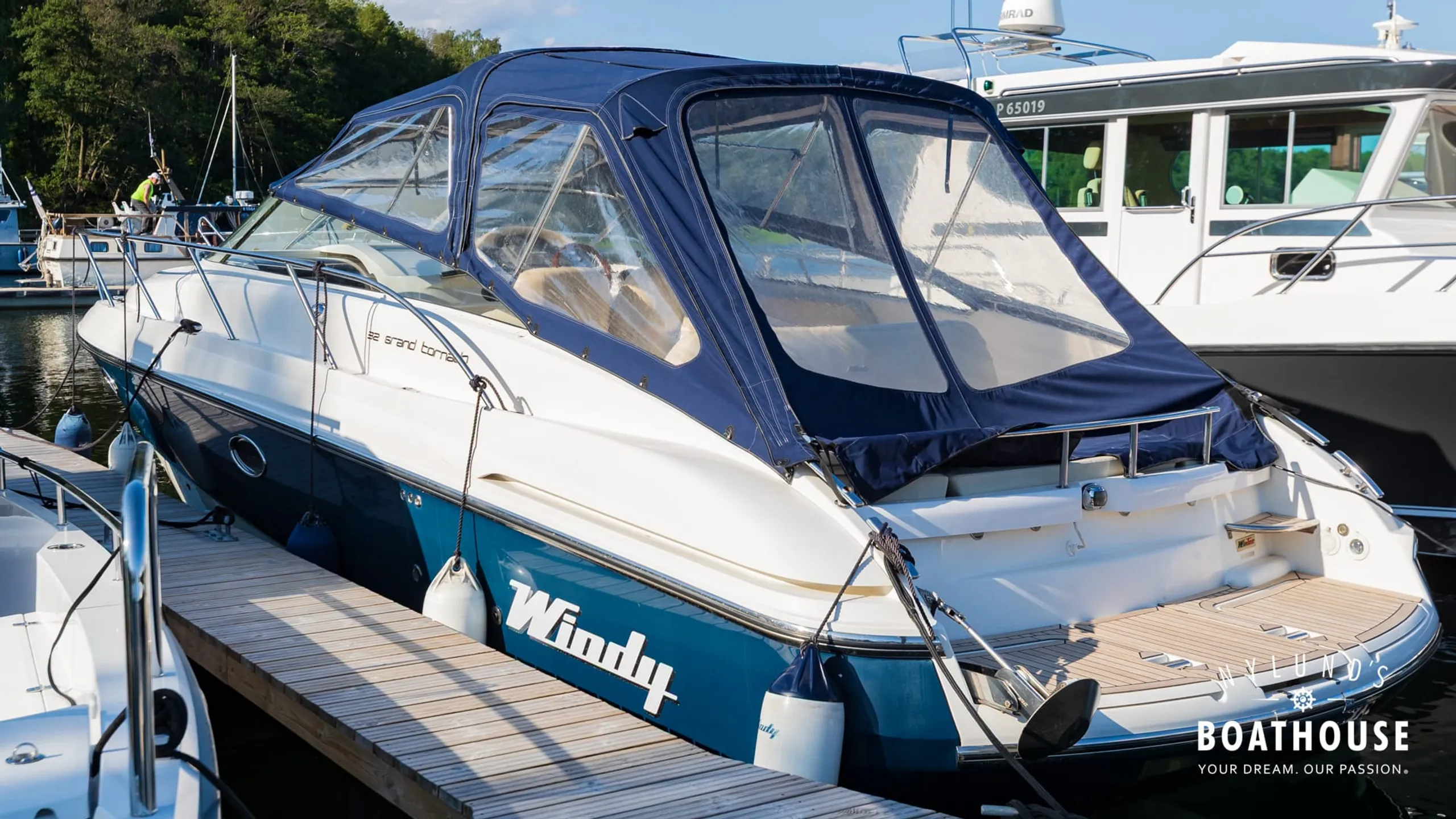 Windy 32 GT - Image 20