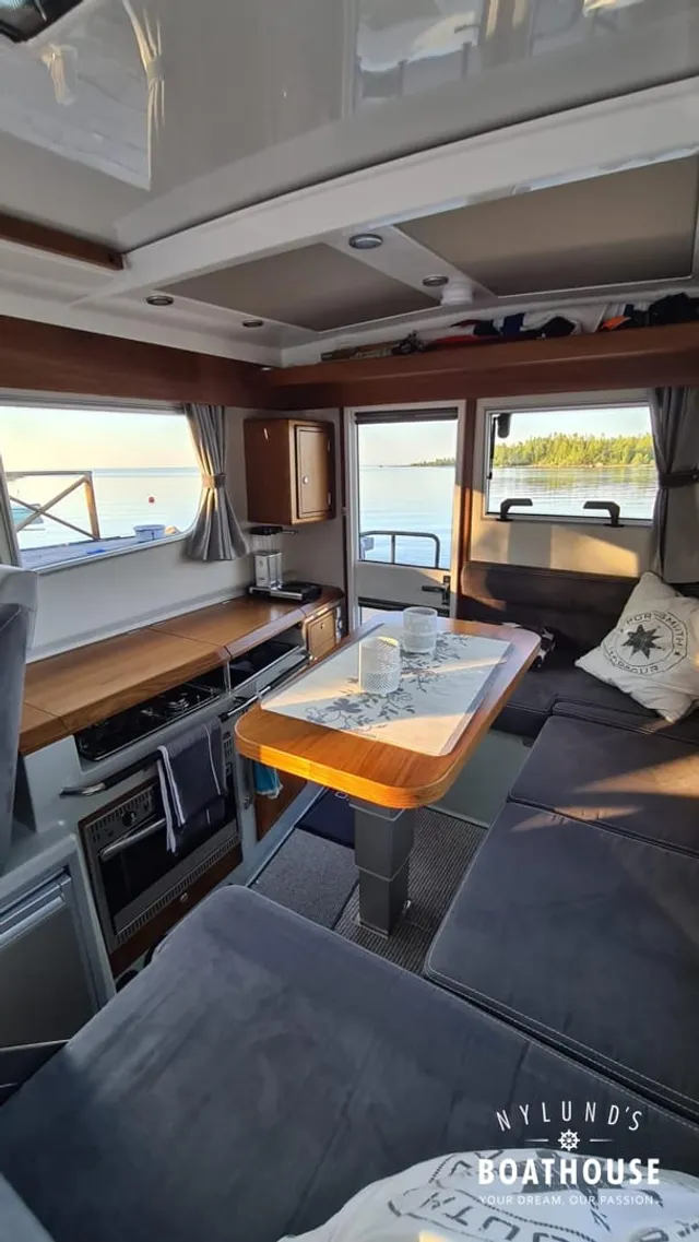 Sargo 31 Explorer
