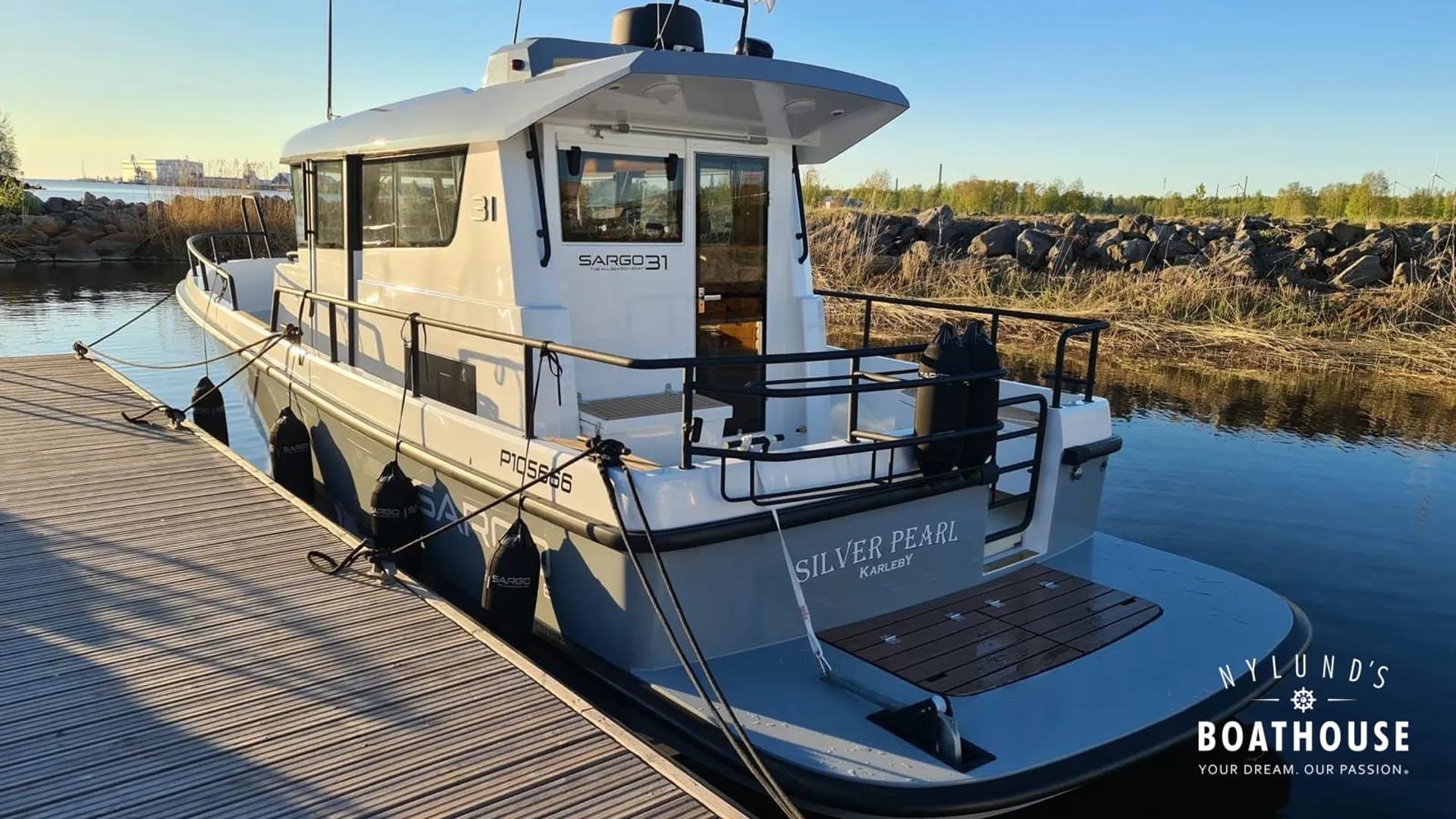 Sargo  31 Explorer