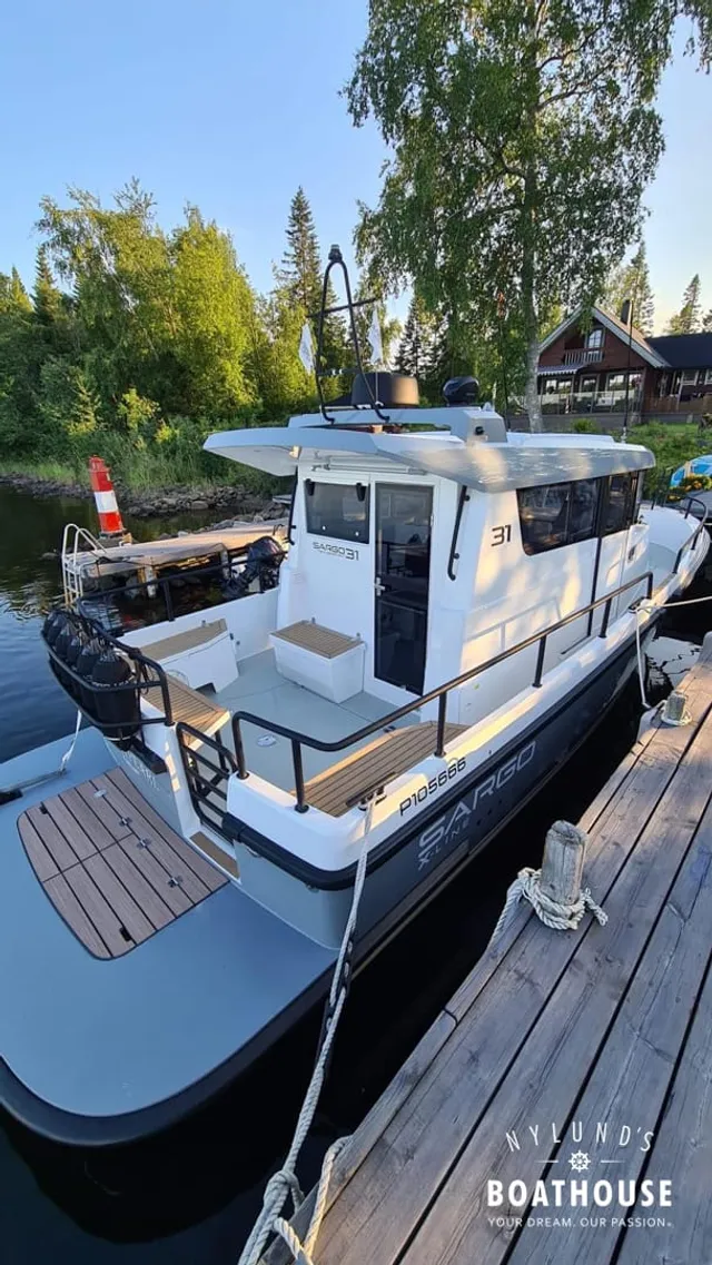 Sargo 31 Explorer