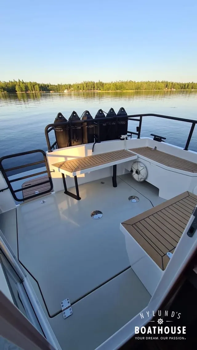 Sargo 31 Explorer