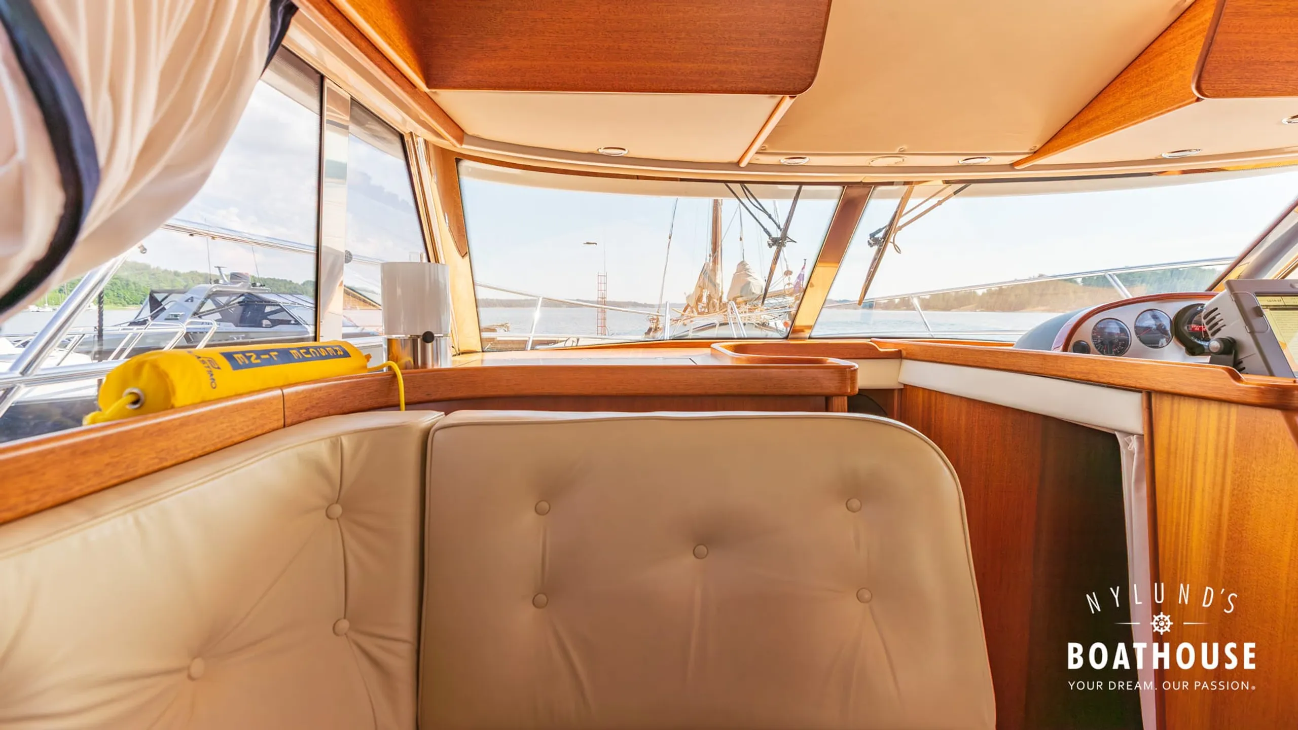 Nord West 370 Flybridge - Image 26
