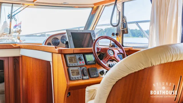 Nord West 370 Flybridge