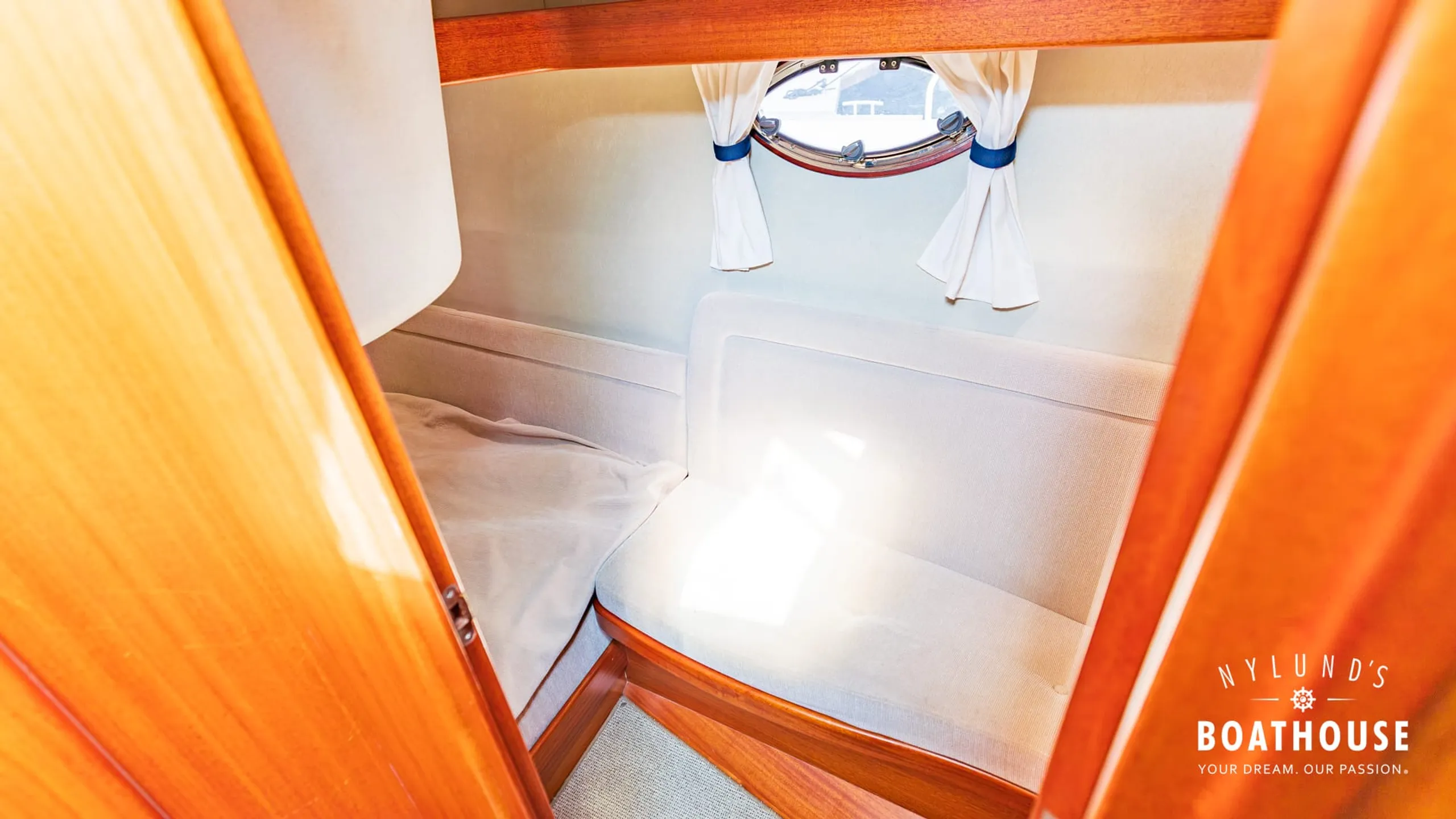 Nord West 370 Flybridge - Image 43