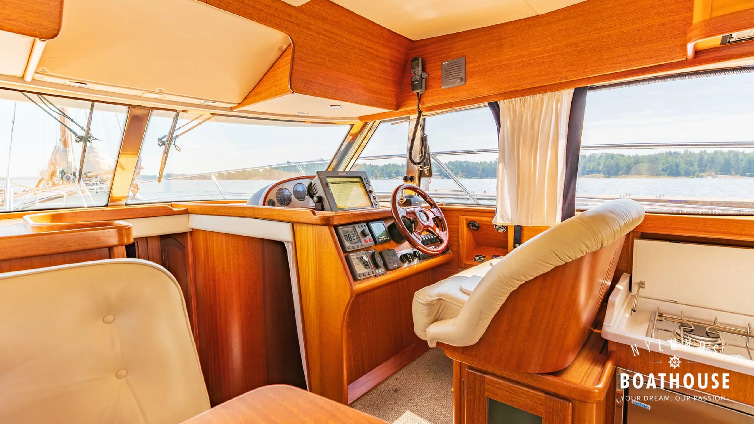 Nord West 370 Flybridge - Image 70