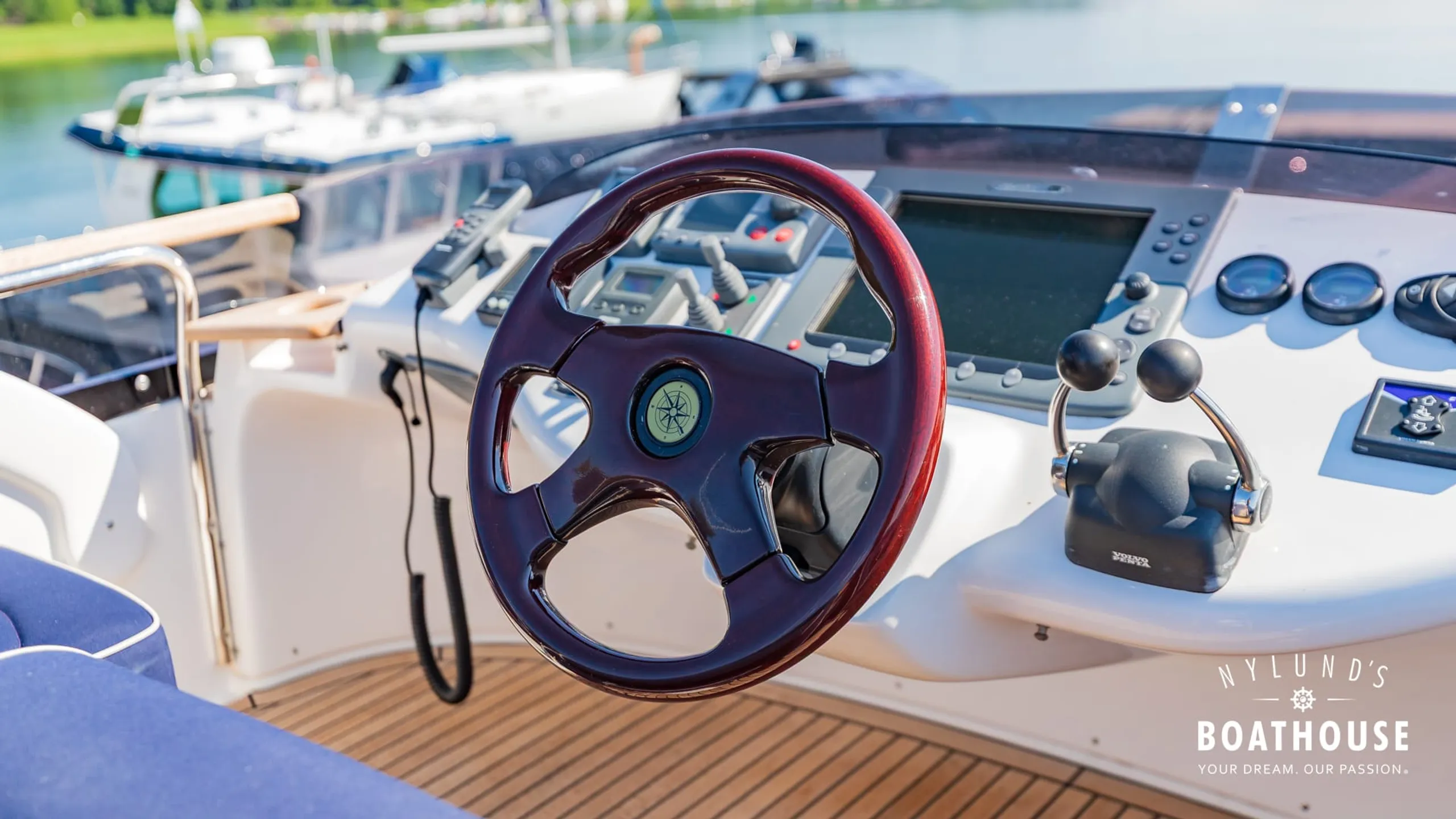 Nord West 370 Flybridge - Image 77