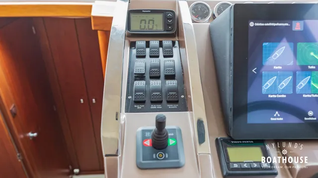 Galeon 340 Fly