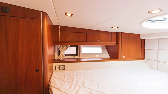 Galeon 340 Fly
