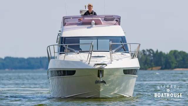 Galeon 340 Fly