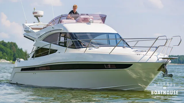 Galeon 340 Fly