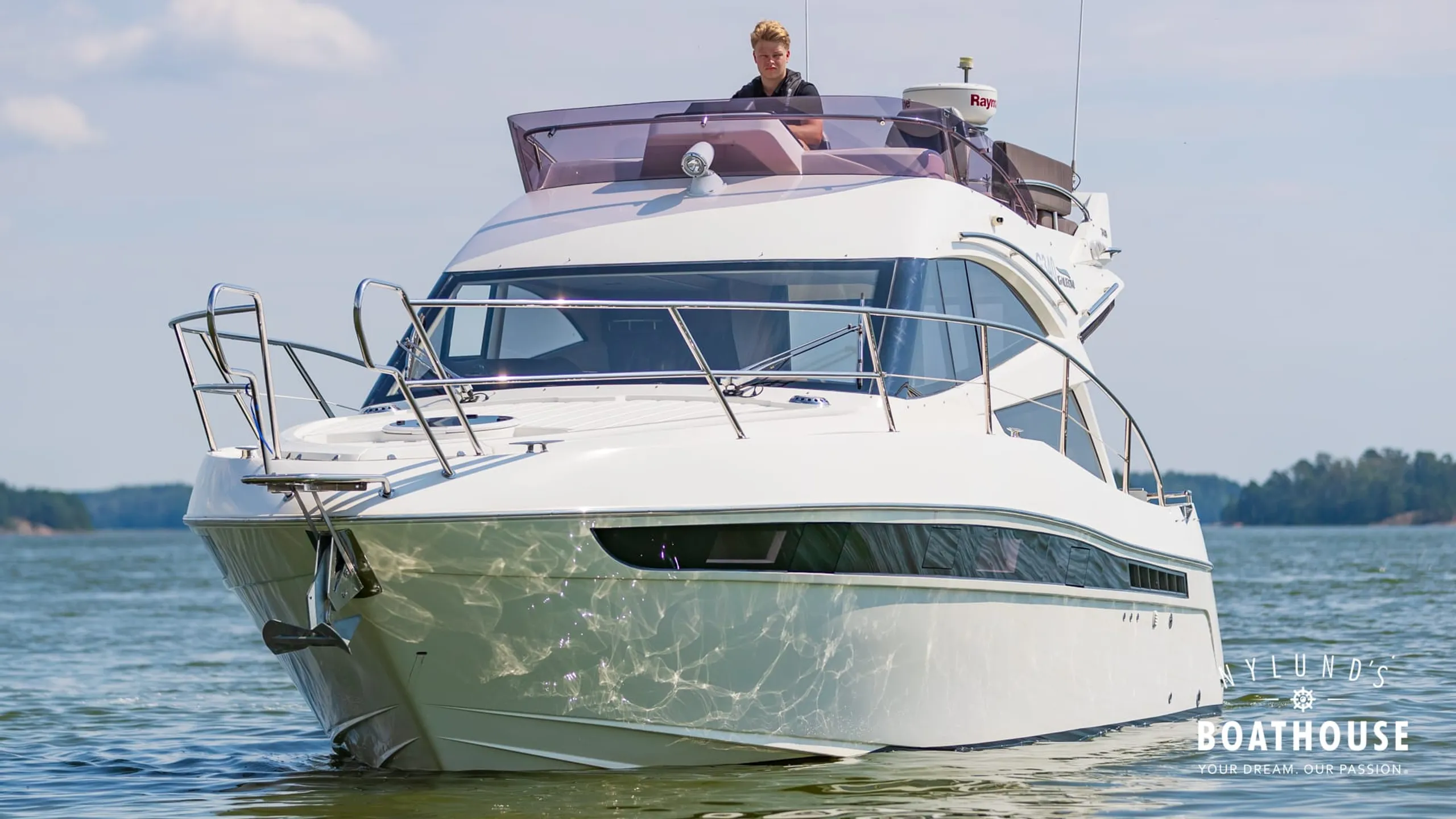 Galeon 340 Fly - Image 4