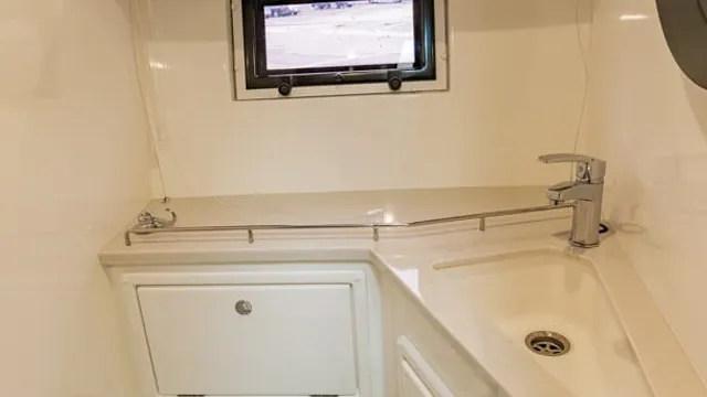 Galeon 340 Fly