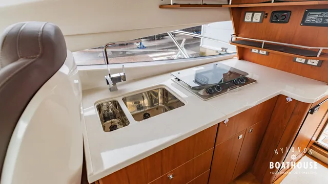 Galeon 340 Fly