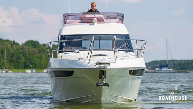 Galeon 340 Fly