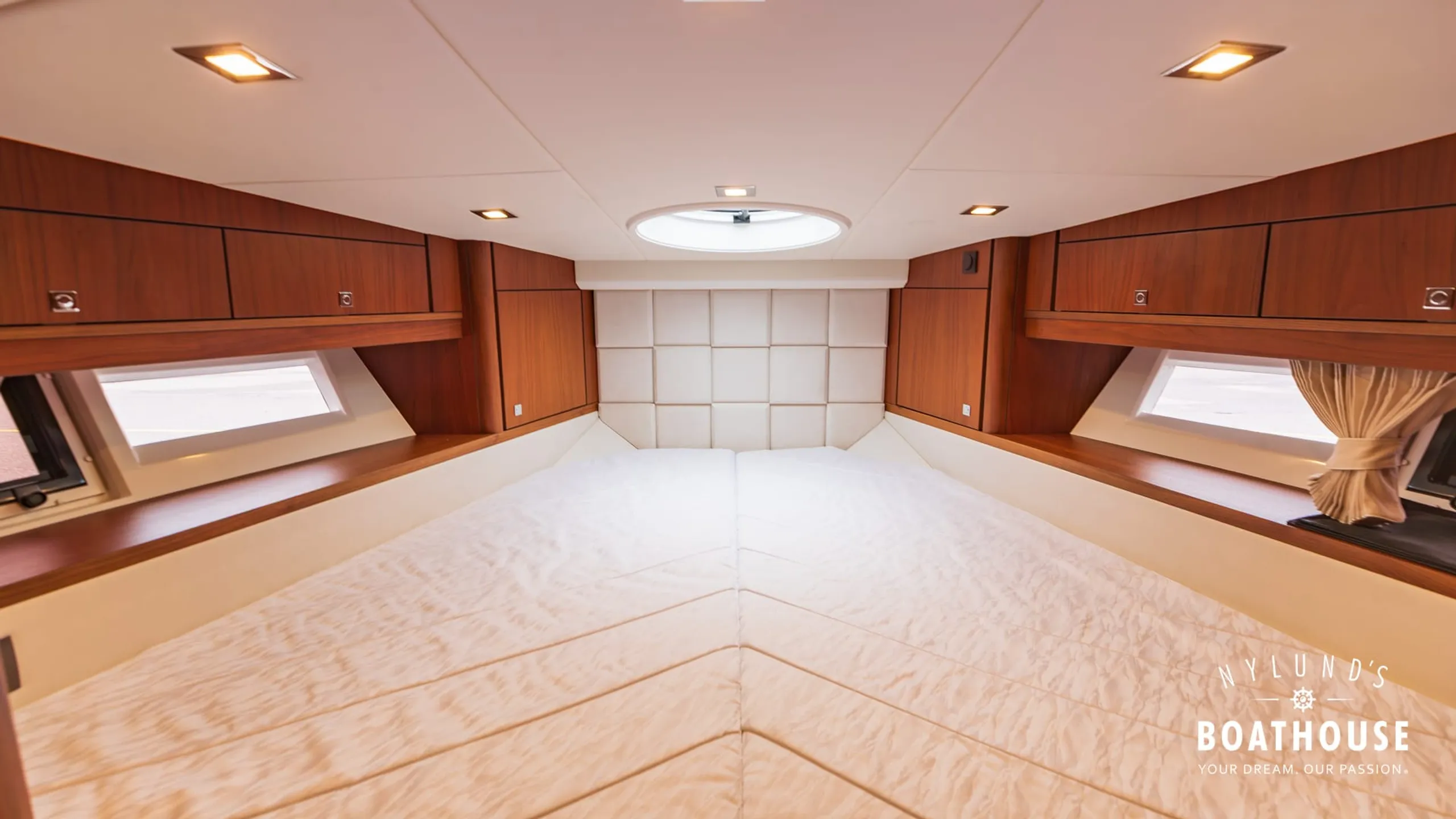 Galeon 340 Fly - Image 28