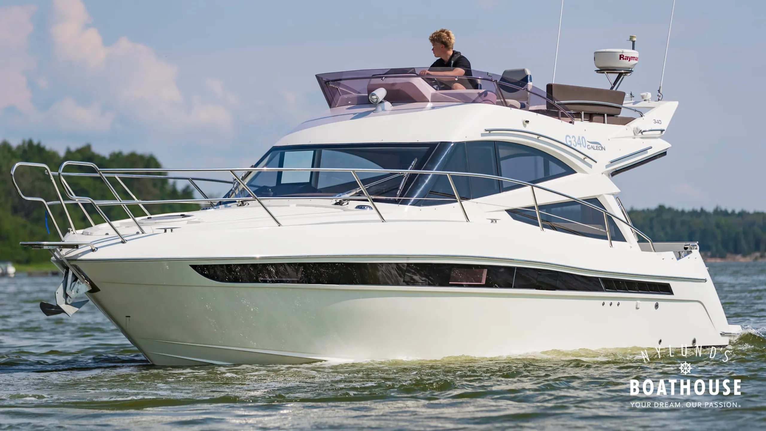 Galeon 340 Fly - Image 17