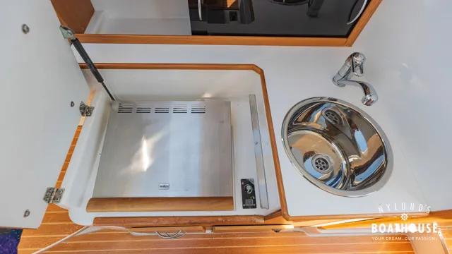 Yamarin 74 Cabin