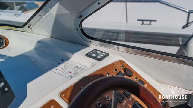 Yamarin 74 Cabin