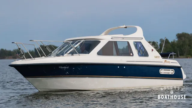 Yamarin 74 Cabin