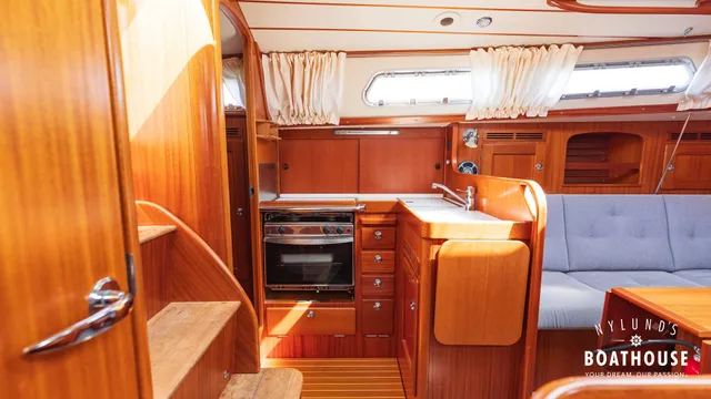 Hallberg-Rassy 342