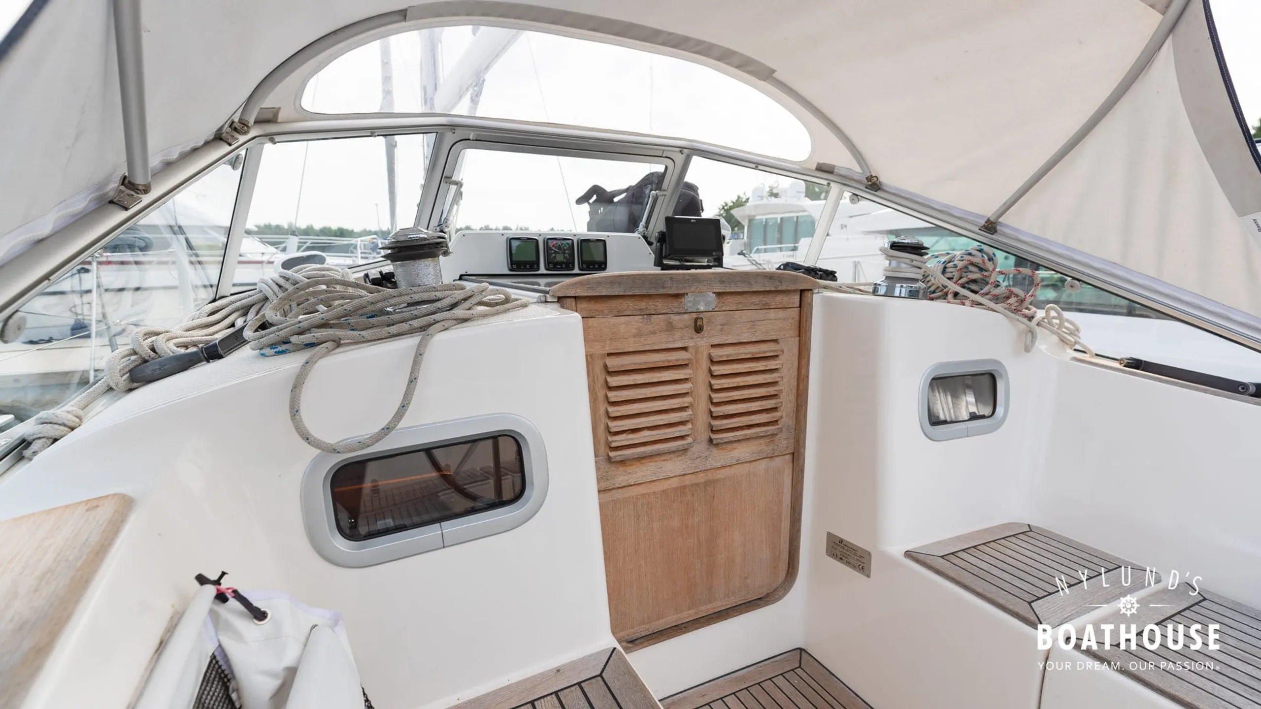 Hallberg-Rassy 342 - Image 50