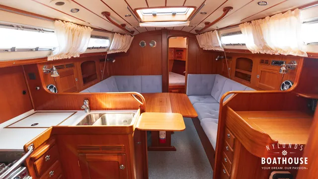 Hallberg-Rassy 342