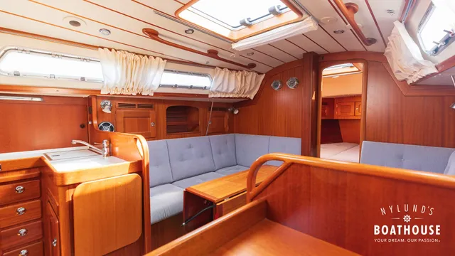 Hallberg-Rassy 342