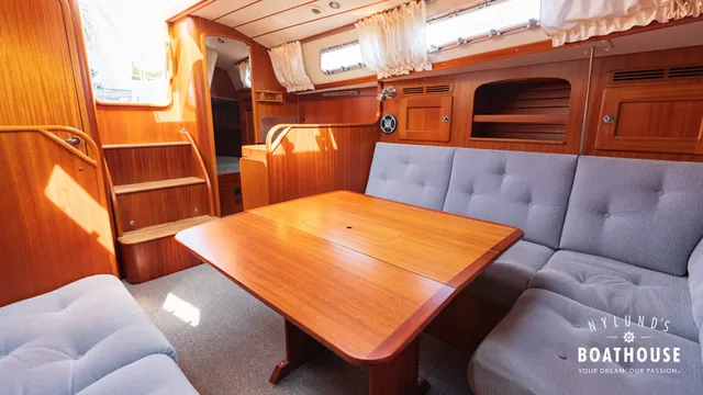 Hallberg-Rassy 342