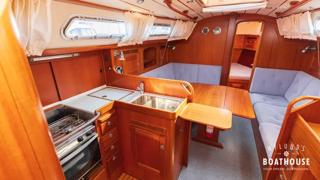 Hallberg-Rassy 342