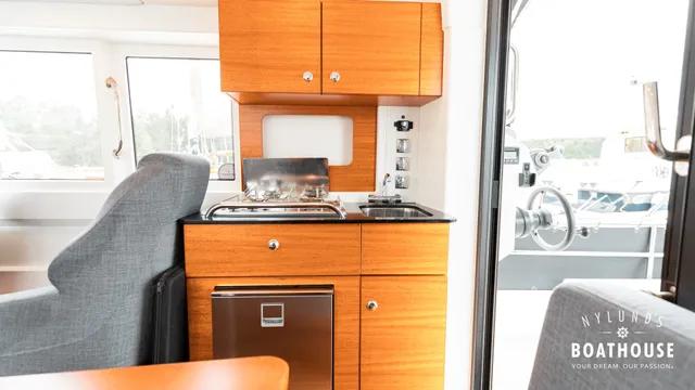 Paragon 31 Cabin