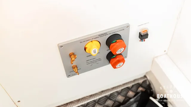 Paragon 31 Cabin